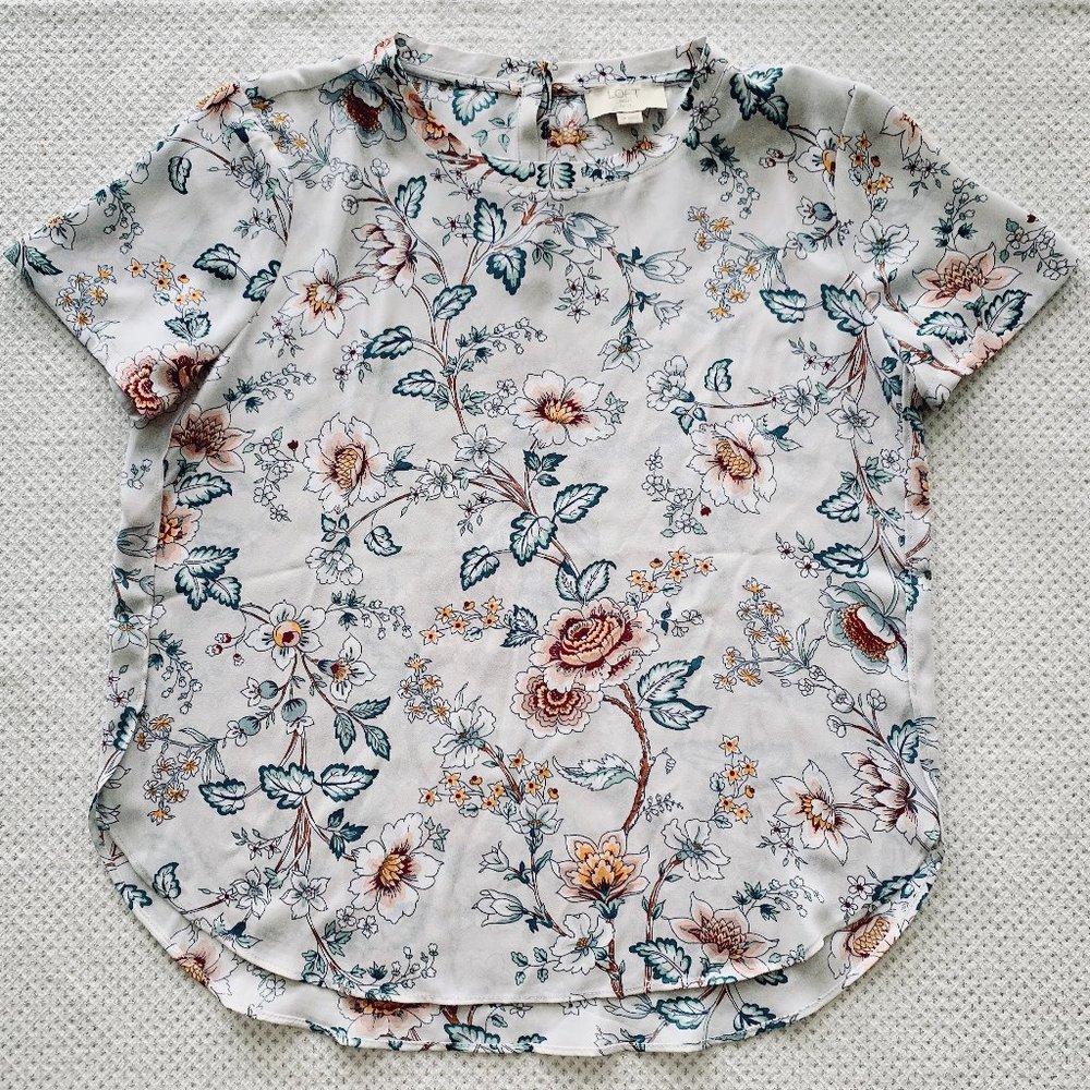 NWOT LOFT Floral Short-Sleeved Blouse